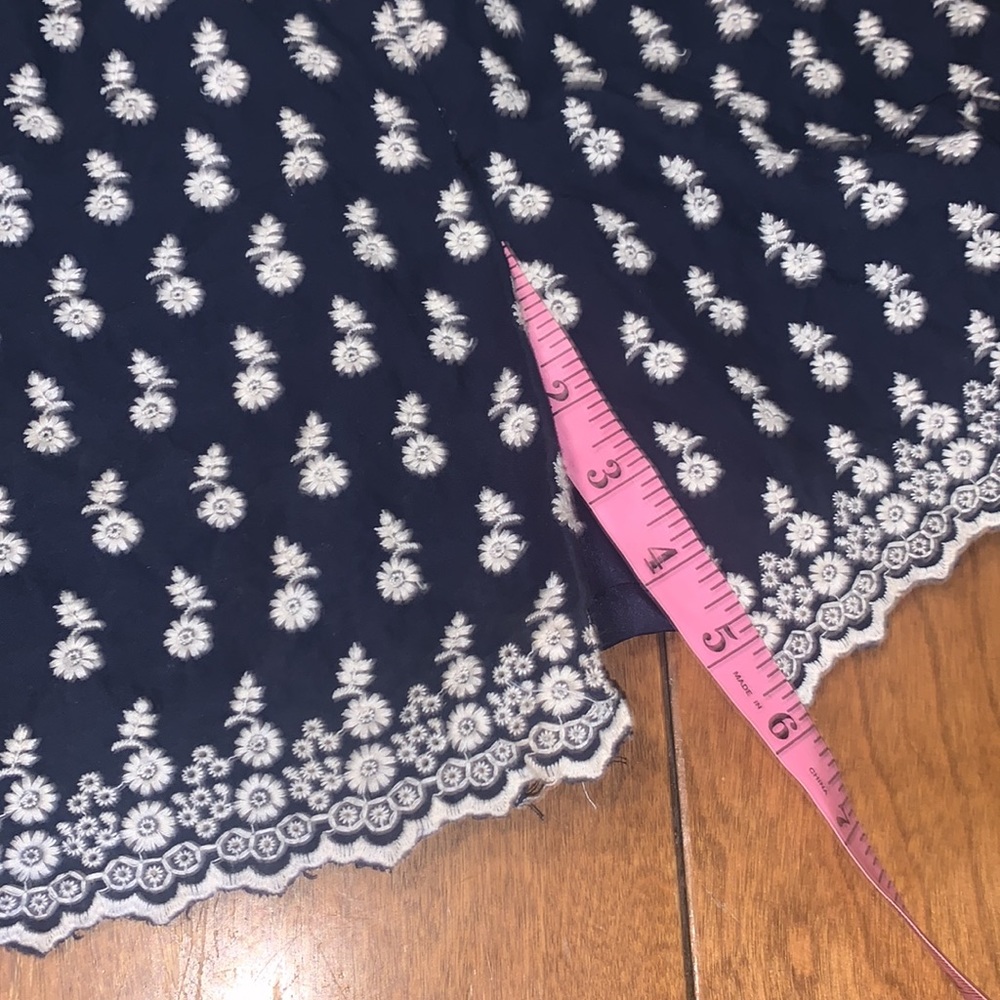 Ann Taylor embroidered sleeveless dress - Picture 12 of 12